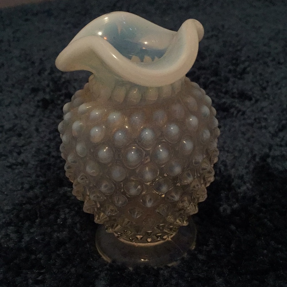 Fenton small vase.